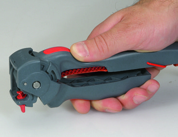 Купить Legrand Инструмент для опрессовки для наконечников Starfix в лентах сечением 0,5 -2,5 мм² 037609