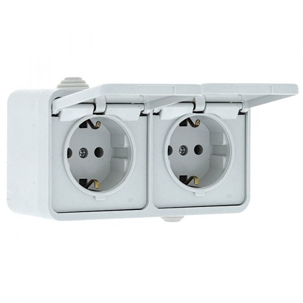 EKF PROxima Блок розетка-розетка 16А с/з с крышкой IP44 белая Прага EKRR16-050-10-440