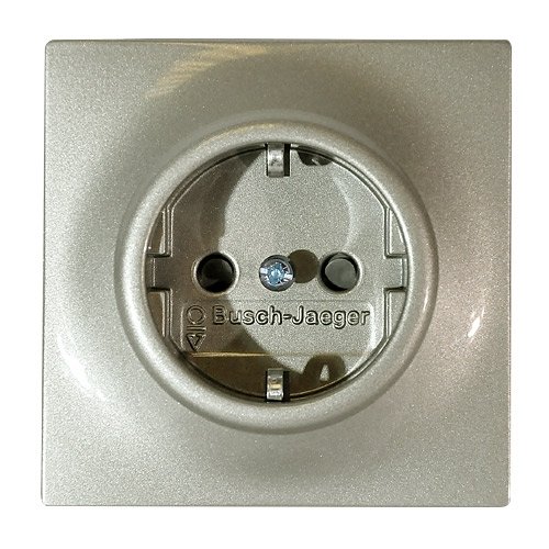 ABB BJE Impuls Шампань Розетка с/з с защитными шторками 2CKA002013A4979