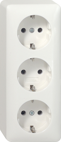 Gira Тройная розетка с з/к IP20 078913