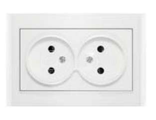 UNIVersal "Бриллиант" розетка Бел 2-ая б/з з/ш 7947526