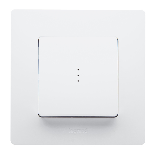 Купить Legrand Etika Бел Переключатель с подсветкой, 10А, авт. клем 672215