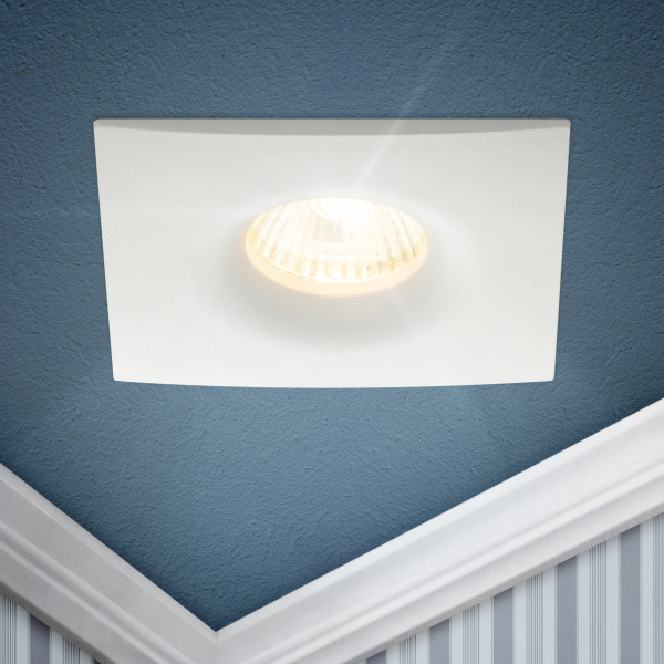 ЭРА Встраиваемый светильник алюминиевый KL104 WH MR16 GU5.3 белый