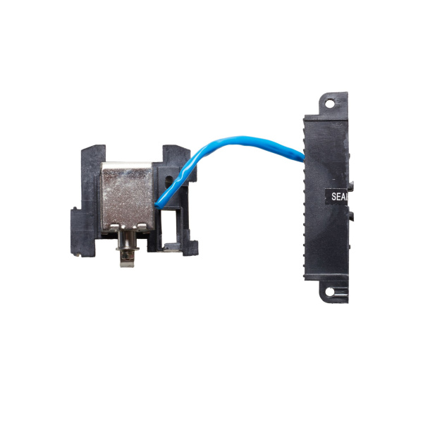 Купить DEKraft Расцепитель мин напряжения 400В РМ-335 21669DEK