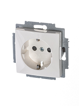 ABB BJB Basic 55 Бел Розетка с/з с защитными шторками 2CKA002013A5278