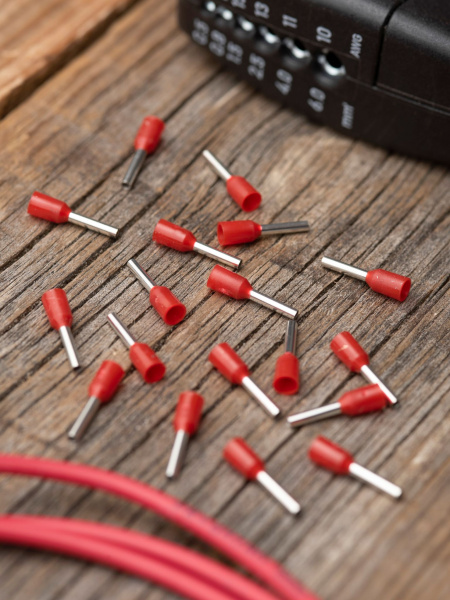 Купить EKF PROxima Наконечник штыревой втулочный изолированный НШвИ 1,0-8 (50шт.)