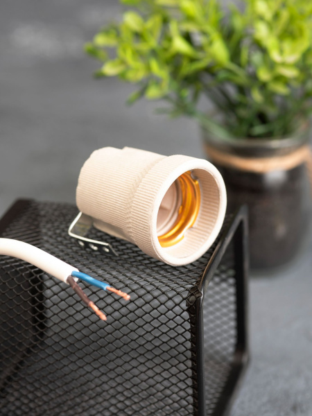 Купить EKF PROxima Патрон керамический E27 с держателем