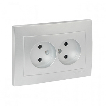 EKF PROxima Валенсия лицевая панель розетка 2-местной б/з 10А сталь с защ. штор.