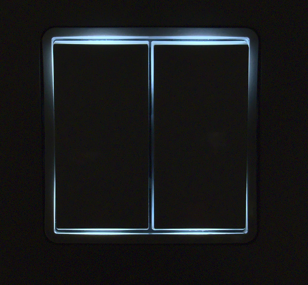 Купить Legrand INSPIRIA Белый Переключатель двухклавишный с подсветкой 10 AX - 250 В 673665