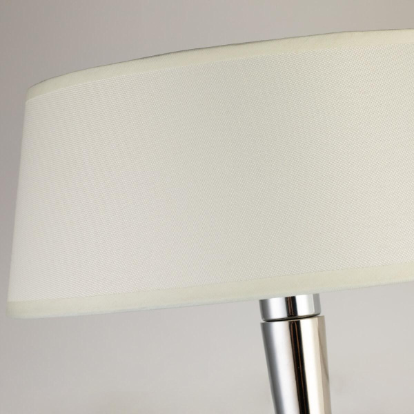 Купить Favourite Classic настенный светильник каркас белого цвета и цвета хром, абажур из белой ткани, управление с помощью диммера 2709-1W