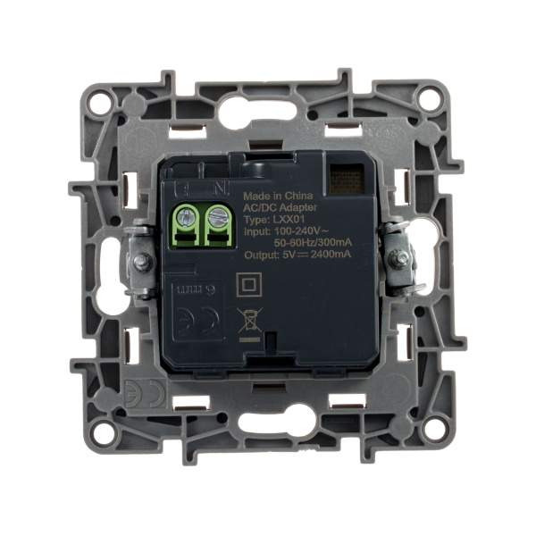 Купить Legrand Etika Белый Розетка USB 2-ая 240В/5В 2400мА 672294
