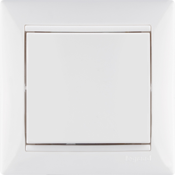 Купить Legrand Valena Бел Переключатель перекрестный 1-клавишный 774407