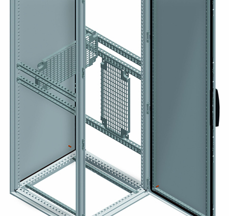 Купить SE Sarel Плата перфорированная 6000 600X1000 NSYSTMP60100