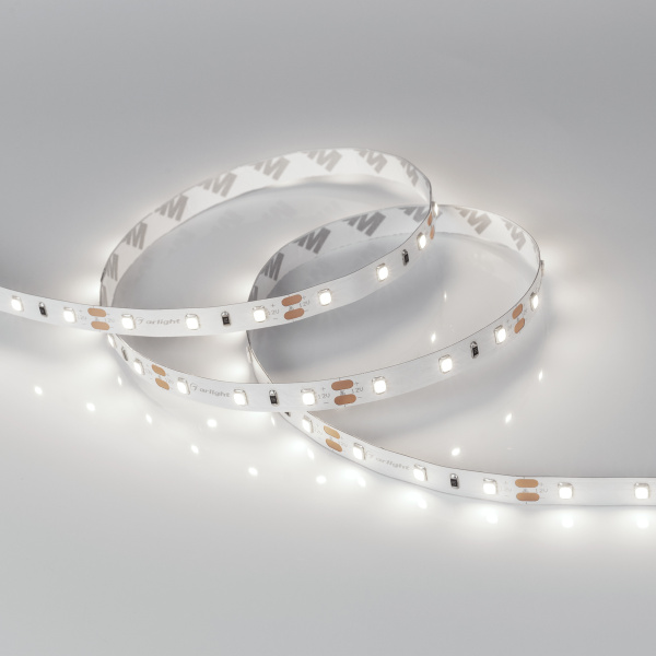 Купить Arlight Светодиодная лента RT 2-5000 12V Day5000 (2835, 300 LED, CRI98) (7.2 Вт/м, IP20) 021404(1)