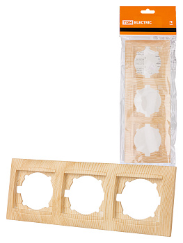 TDM Рамка 3-х постовая горизонтальная сосна "Лама" SQ1815-0331