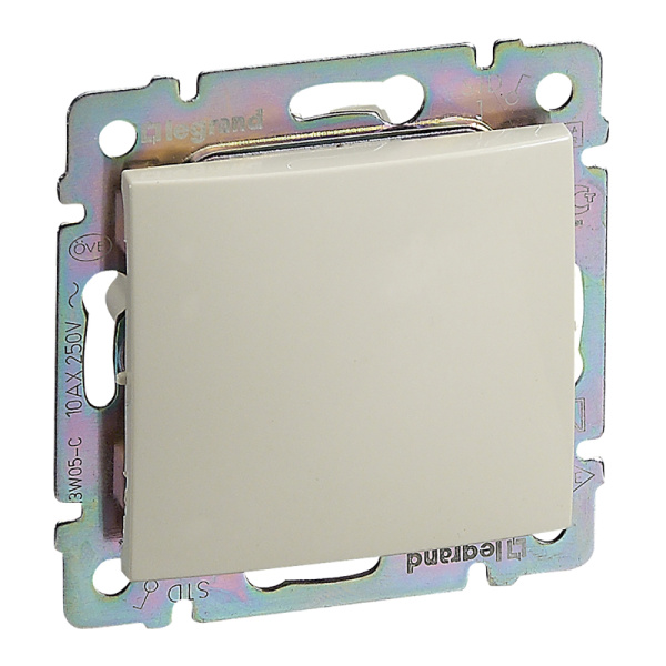 Legrand DIY Valena Крем Выключатель кнопочный 1-клавишный 695607