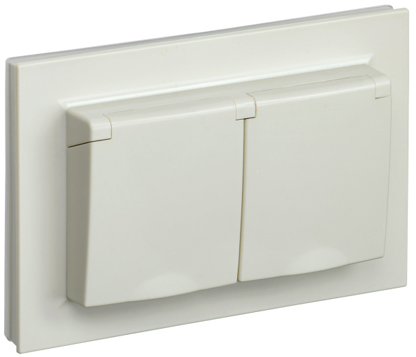 IEK BRITE Бежевый Розетка 2-м с/з с защ штор и крыш 16А в сборе IP44 РСбш12-3-44-БрКр