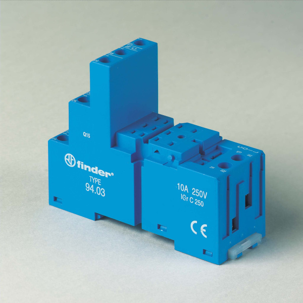 Finder Розетка с винтовыми клеммами (с зажимной клетью) для примен.с 55.33/85.03 9403SMA