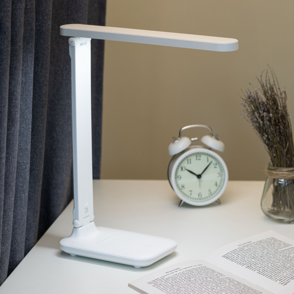 ЭРА Настольный светильник NLED-495-5W-W светодиодный аккумуляторный складной белый