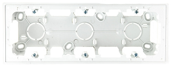 Simon 24 Белая Коробка монтажная для накладного монтажа на 3 модуля 2400753-030