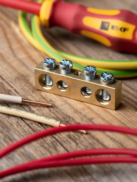 Купить EKF PROxima Шина PEN "ноль-земля" (8х12мм) 4 отверстия латунь крепеж по центру