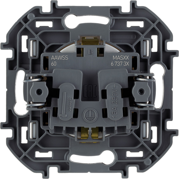 Купить Legrand INSPIRIA Белый Розетка 2К+З со шторками - немецкий стандарт - 16 А - 250 В 673730