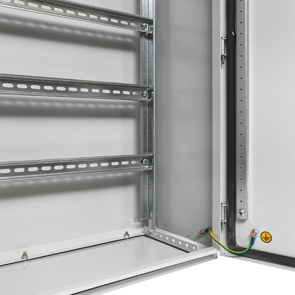 Купить EKF PROxima Шасси с дин-рейками на 84 модуля для 65.50.22 "Гранит"