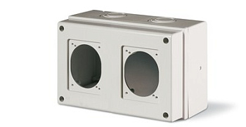 DKC Корпус на 2 поста с основанием 70х87 мм. Тип M150