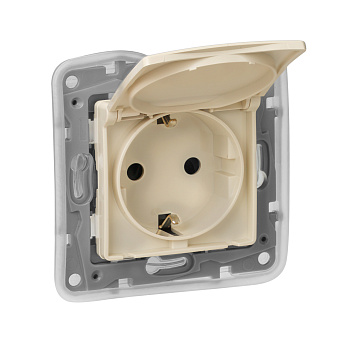 Legrand Etika Сл.кость Розетка с/з IP 44 с крышкой и шторками, автоматические клеммы,16А 672332