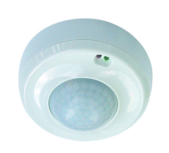 BEG Белый Датчик присутствия потолочный 360°, два канала NO по 3А, напряжение 11-48V AC/DC  IP20 92154