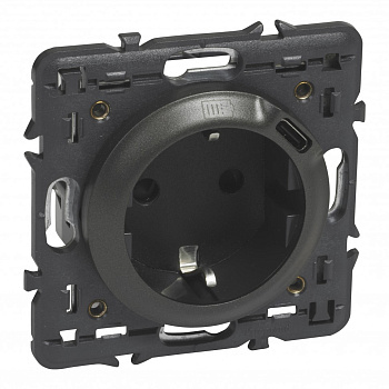 Legrand Celiane Графит Розетка комбинированная 2К+З 16А ~250В со встр зар устройством USB C 1.5А 5В с лицевой панелью и суппортом 067913