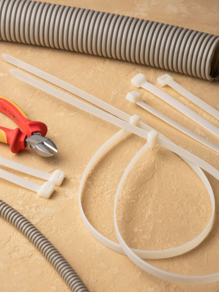 Купить EKF PROxima Хомут P6.6 стандартный (б), 12.4x650 (100шт) FlexLock