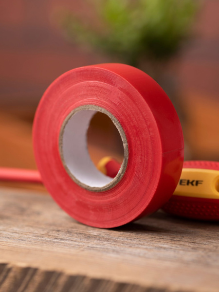 Купить EKF Basic Изолента класс А (0,18х19мм) (20м.) красная
