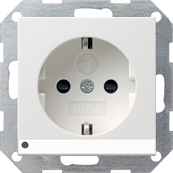 Gira S-55 Бел Розетка с/з с защитой и индикацией напряжения 117027