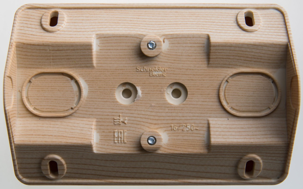 Купить Systeme Electric Этюд наруж Сосна Розетка 2-ая угловая с/з со шторками 16А 250B