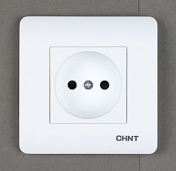 CHINT Розетка без заземляющего контакта 16А 250В