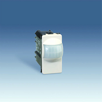 Simon 27 Мех Слоновая кость Датчик движения узкий,проход,накал/галог500Вт,галог эм/эт300,люм80,эсбер78,эдв150ВА 27342-31