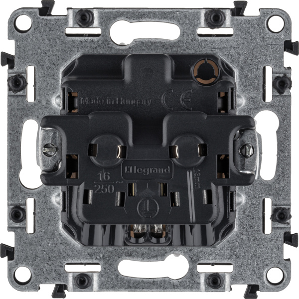 Купить Legrand Valena ALLURE DIY Бел Розетка 1-ая с/з, безвинт.зажим 753721