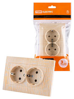TDM Розетка двойная 2П+З 16А 250В сосна "Лама" SQ1815-0325