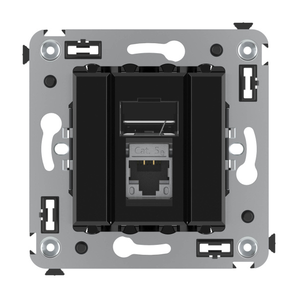 DKC Компьютерная розетка RJ-45 в стену, кат.5e одинарная экранированная, "Avanti","Черный квадрат"