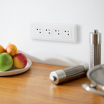 Legrand Mosaiс Рамка - Программа Mosaic - 8 модулей - белая 078818L