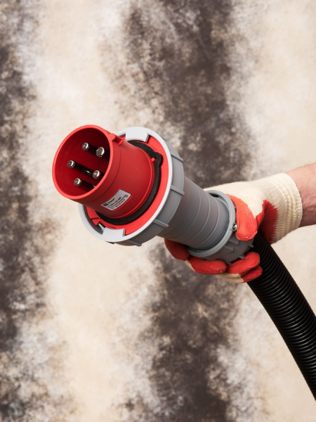 Купить EKF PROxima Вилка переносная 0452 3Р+РЕ+N 125А 380В IP67