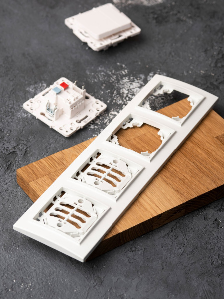 Купить EKF Basic Минск Белый Рамка 4-ая горизонтальная