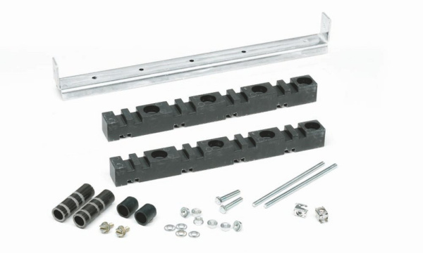 Купить SE Вертикальные опоры (2 шт.) для для сборных шин 3200A 500 NSYBVS500