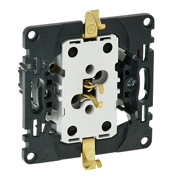 Legrand Valena Мех IN'MATIC Розетка 2-ная с/з, со шторками, безвинт. зажим 753031