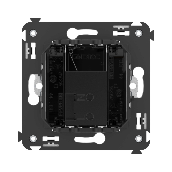 Купить DKC USB 2.0 розетка одинарная в стену, тип А-А, "Avanti", "Черный квадрат"