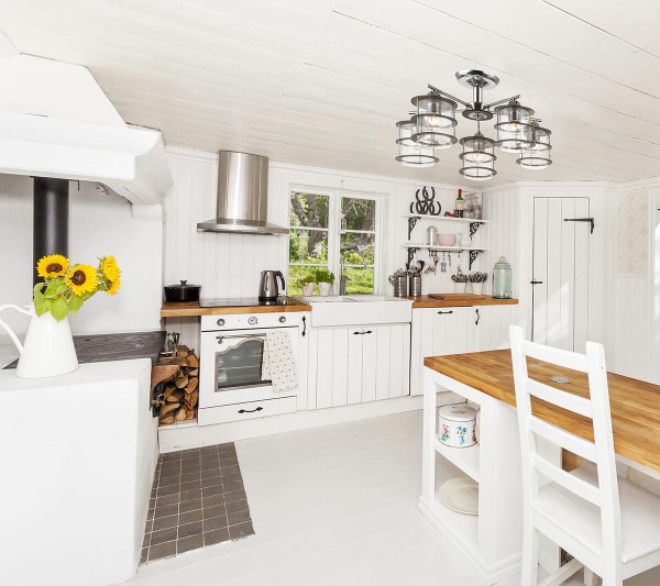 Купить Lumion 3504/5C LN18 215 хром/плафон стекло/дерев.декор на плафоне Люстра потолочная Е27 5*60W 220V ROTONDUM