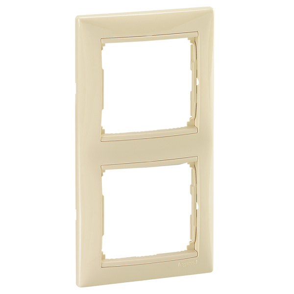Купить Legrand Valena Крем Рамка 2-ая верт 774356