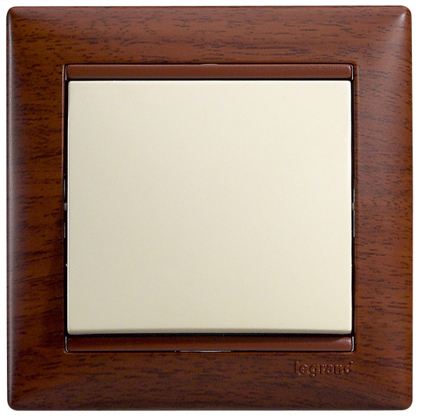 Купить Legrand Valena Тонированное дерево Рамка 1-ая 770311