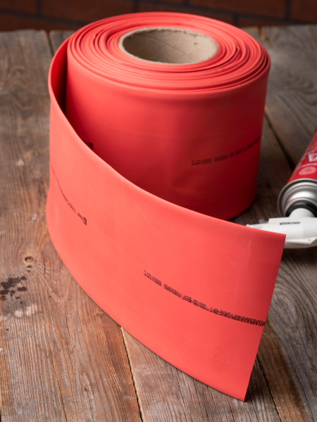 Купить EKF PROxima Термоусаживаемая трубка ТУТ нг 100/50 красная рулон